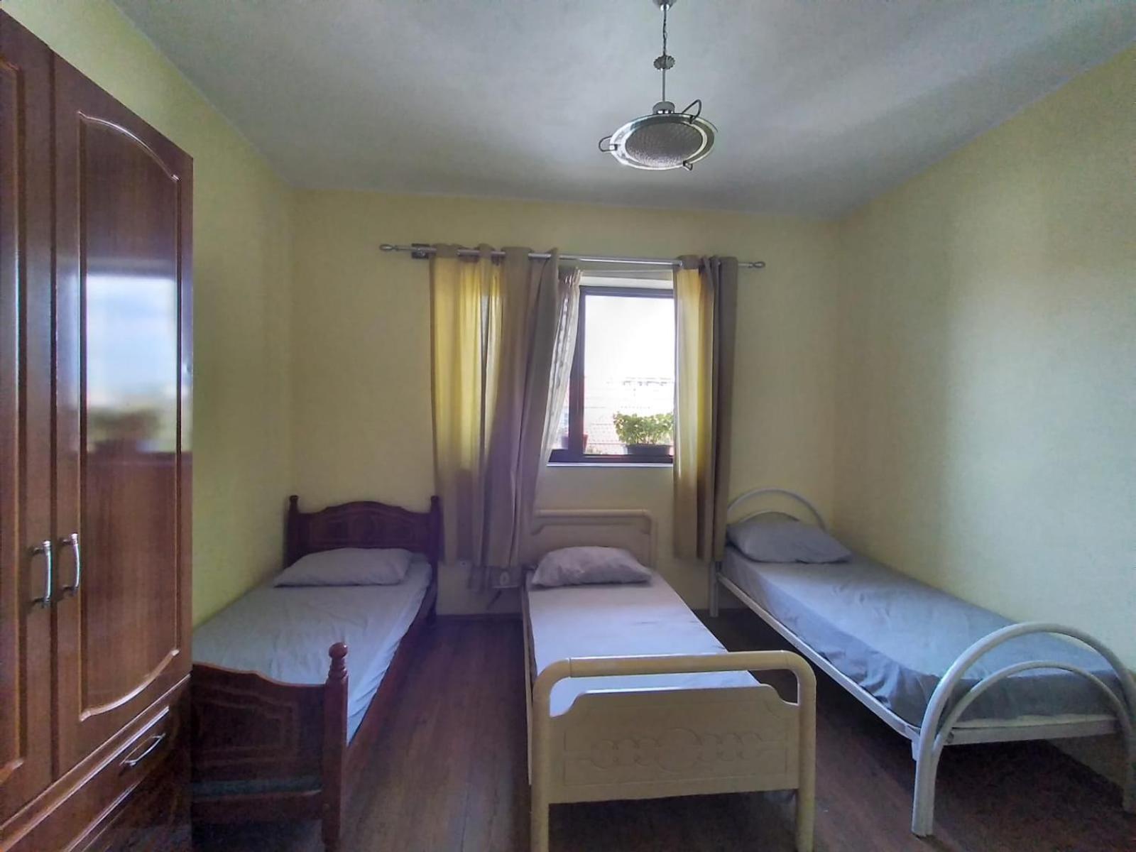 Our Way Guest House & Hostel Shkoder Phòng bức ảnh