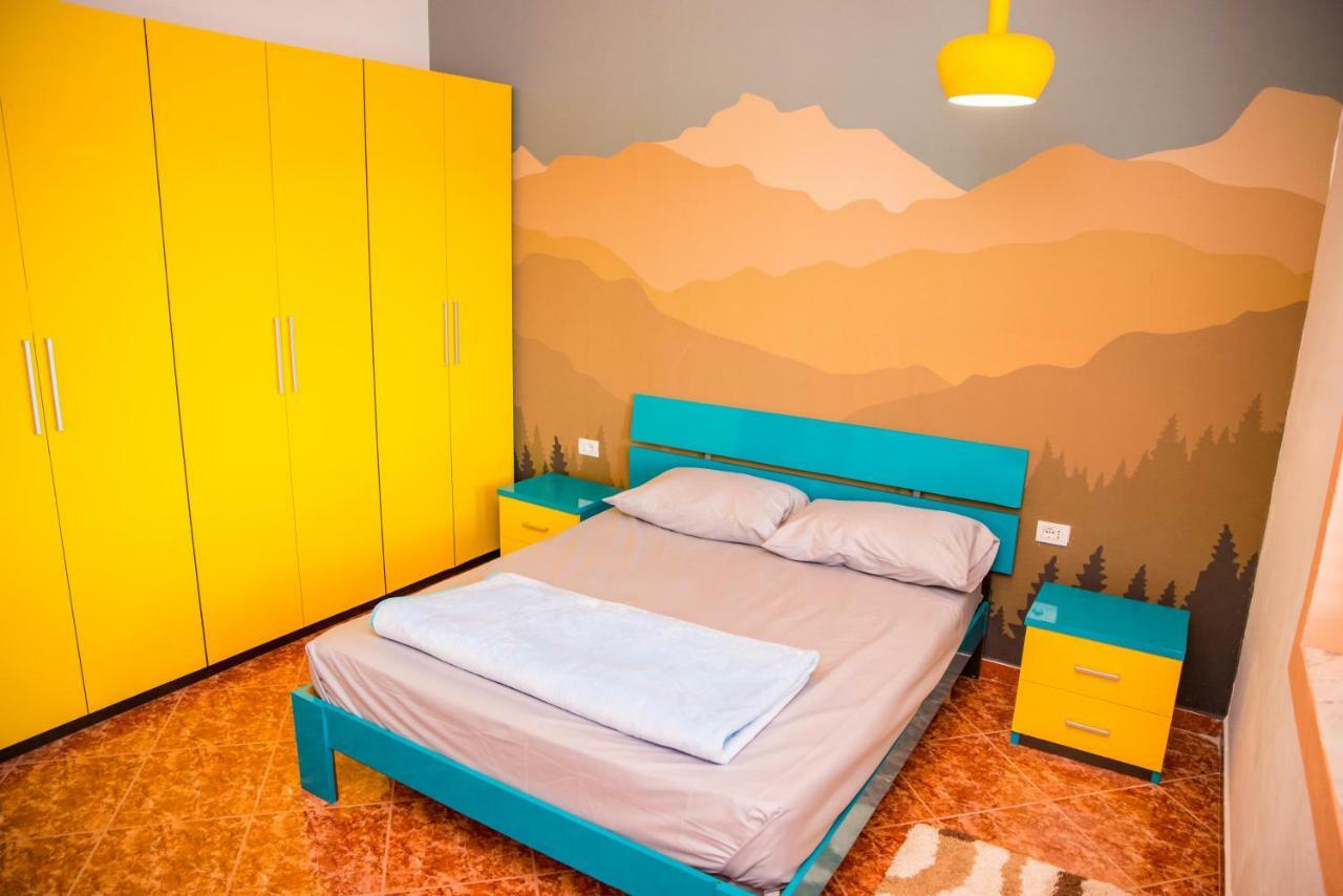 Our Way Guest House & Hostel Shkoder Ngoại thất bức ảnh