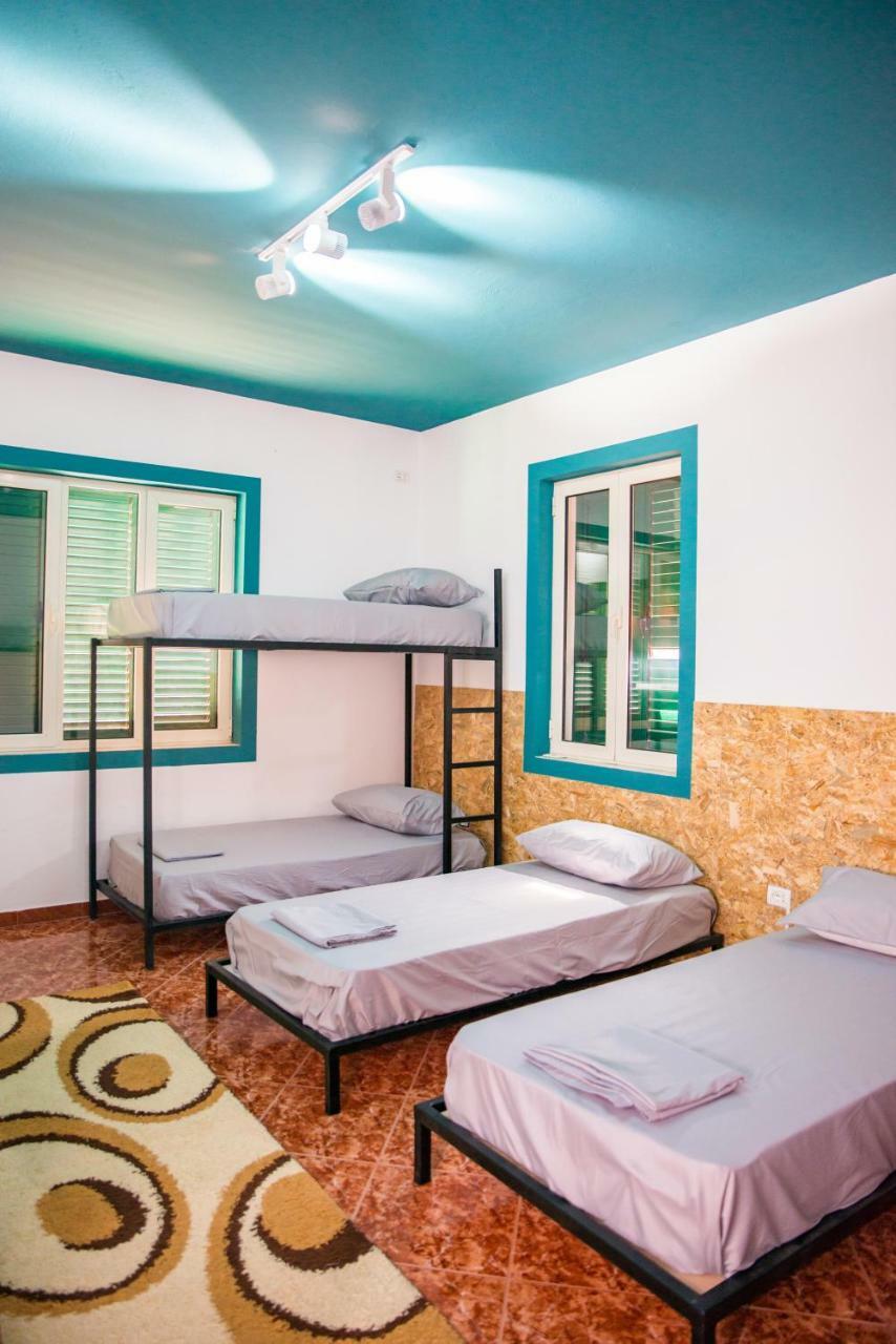 Our Way Guest House & Hostel Shkoder Ngoại thất bức ảnh